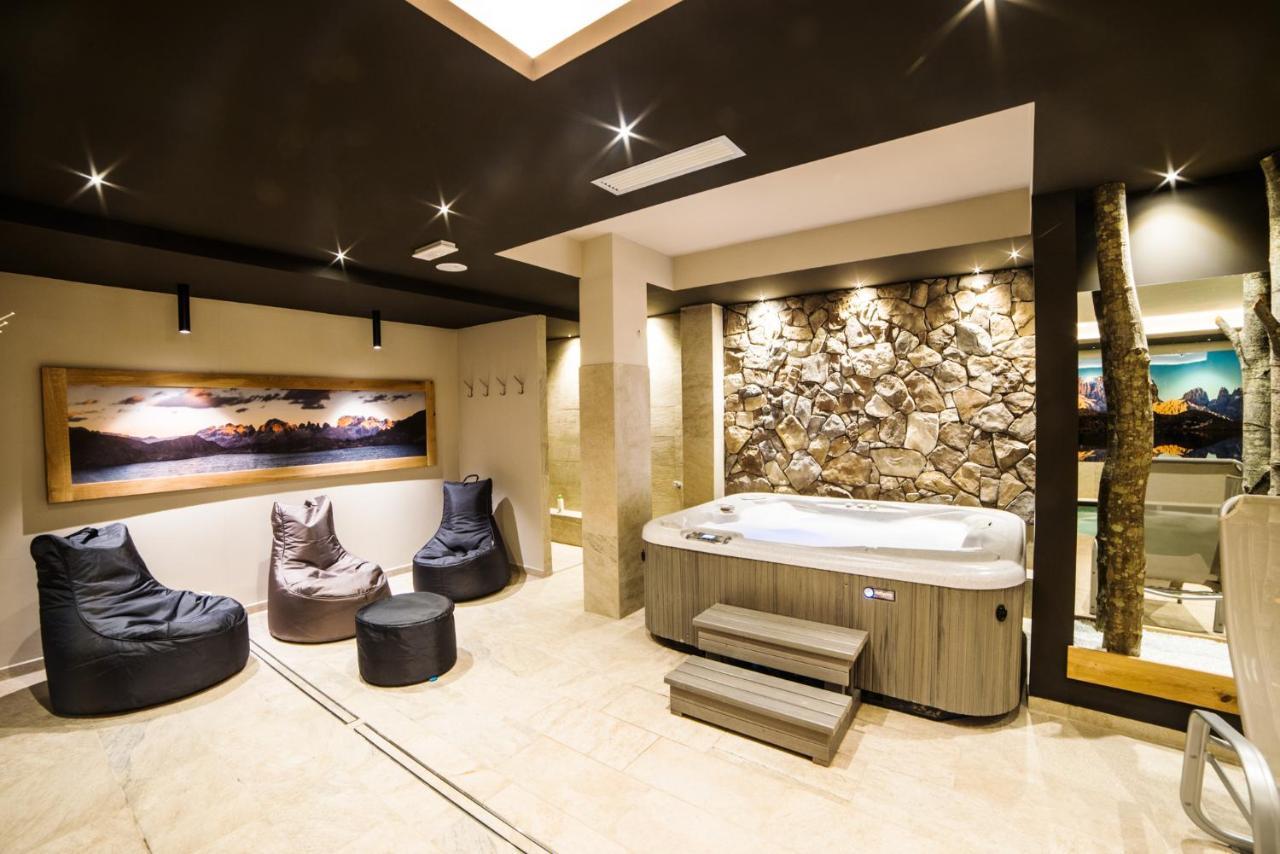 Hotel Cime D'Oro Мадонна-ди-Кампильо Экстерьер фото