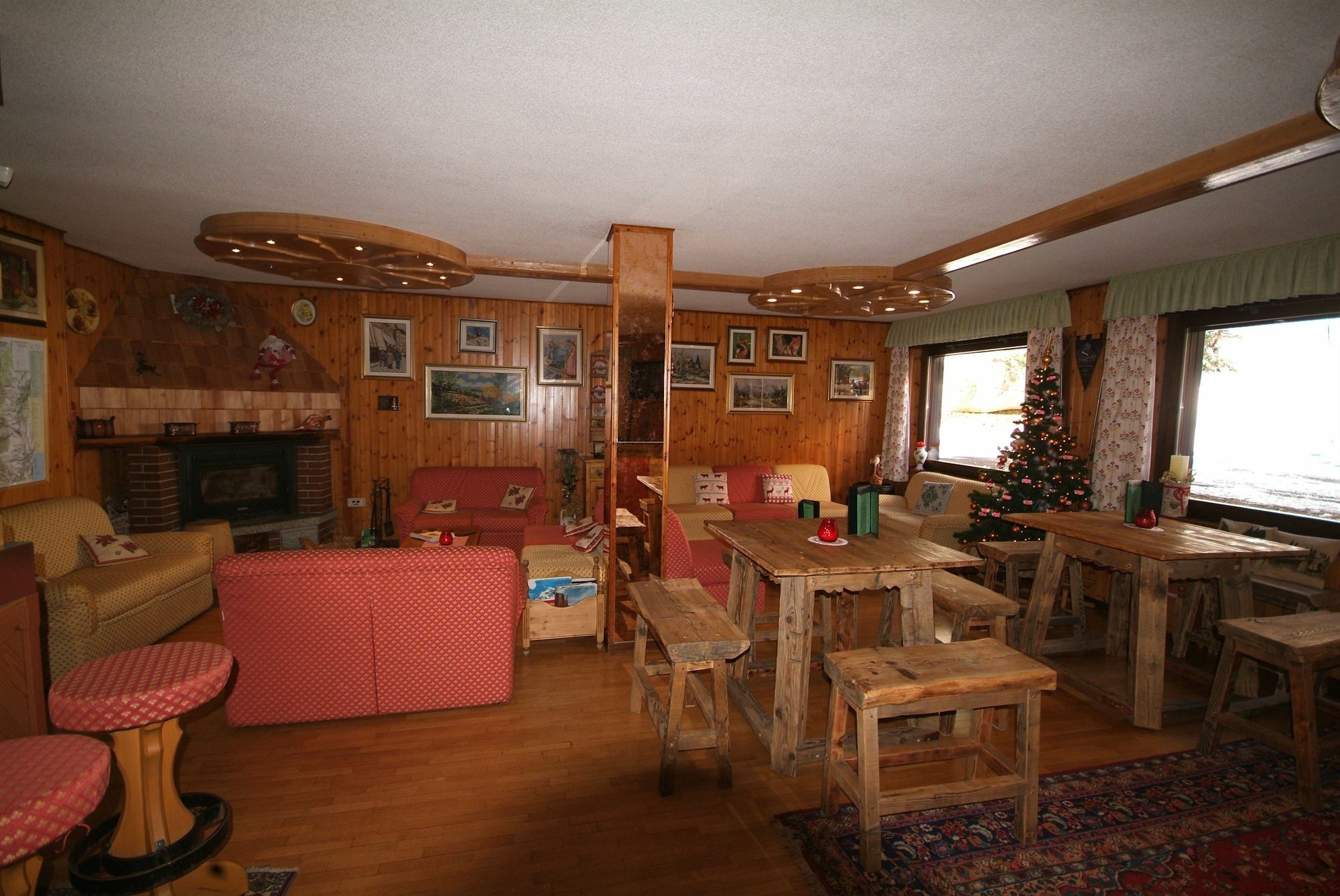 Hotel Cime D'Oro Мадонна-ди-Кампильо Экстерьер фото