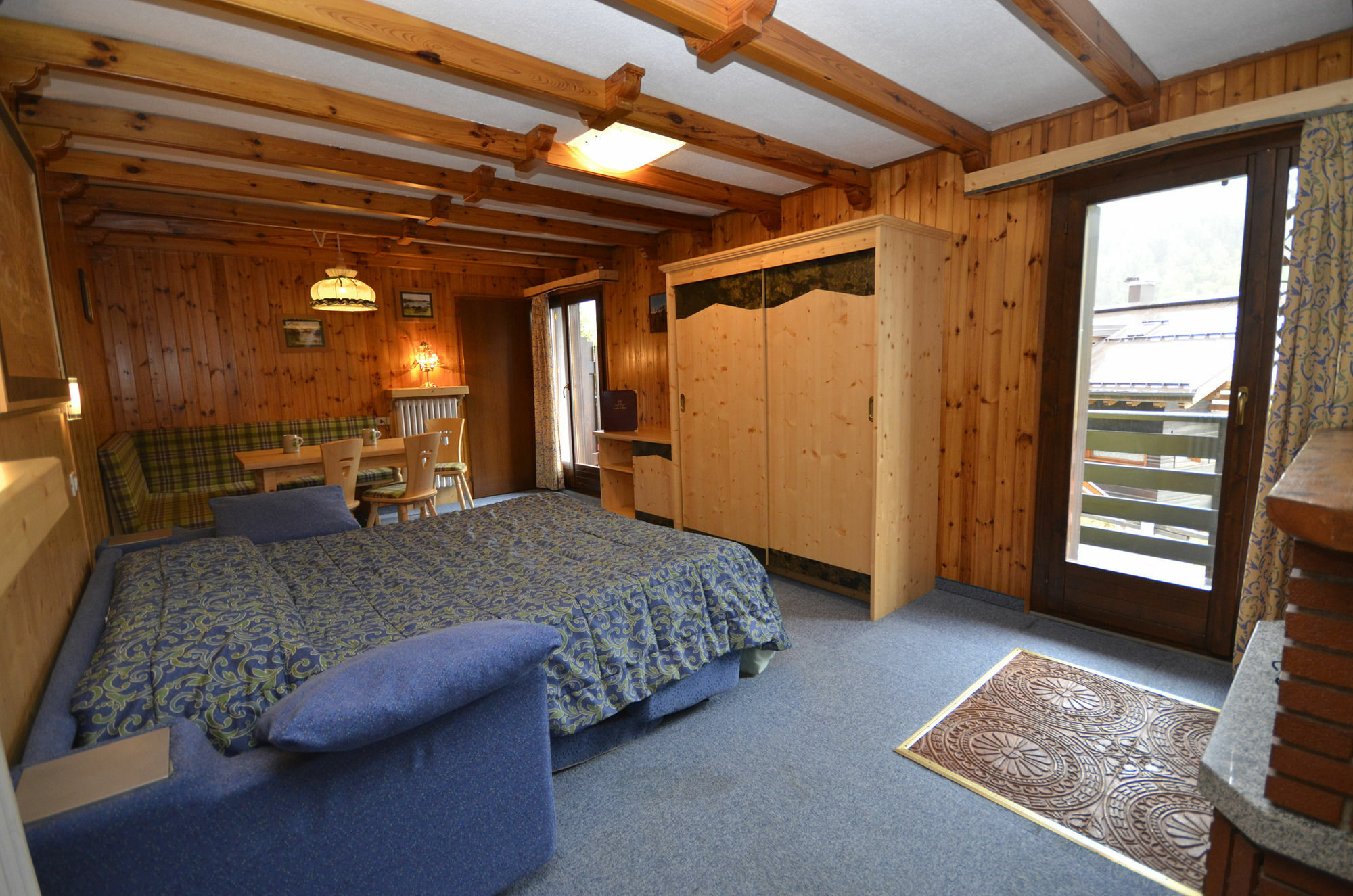 Hotel Cime D'Oro Мадонна-ди-Кампильо Экстерьер фото